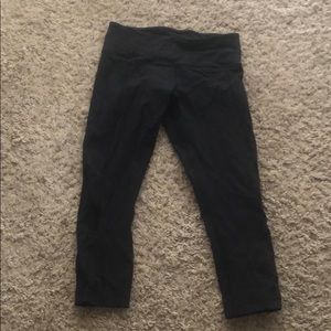 Lululemon cropped leggings